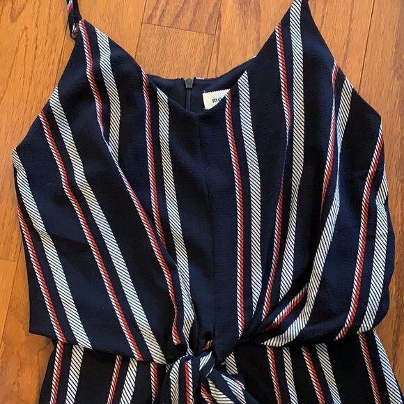 NWOT Jumpsuit Size Small - Picture 5 of 13